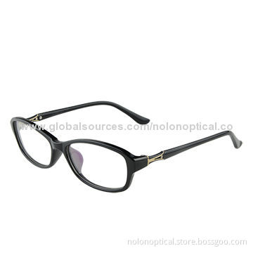 Merchandising Glasses with Black Acetate Temple